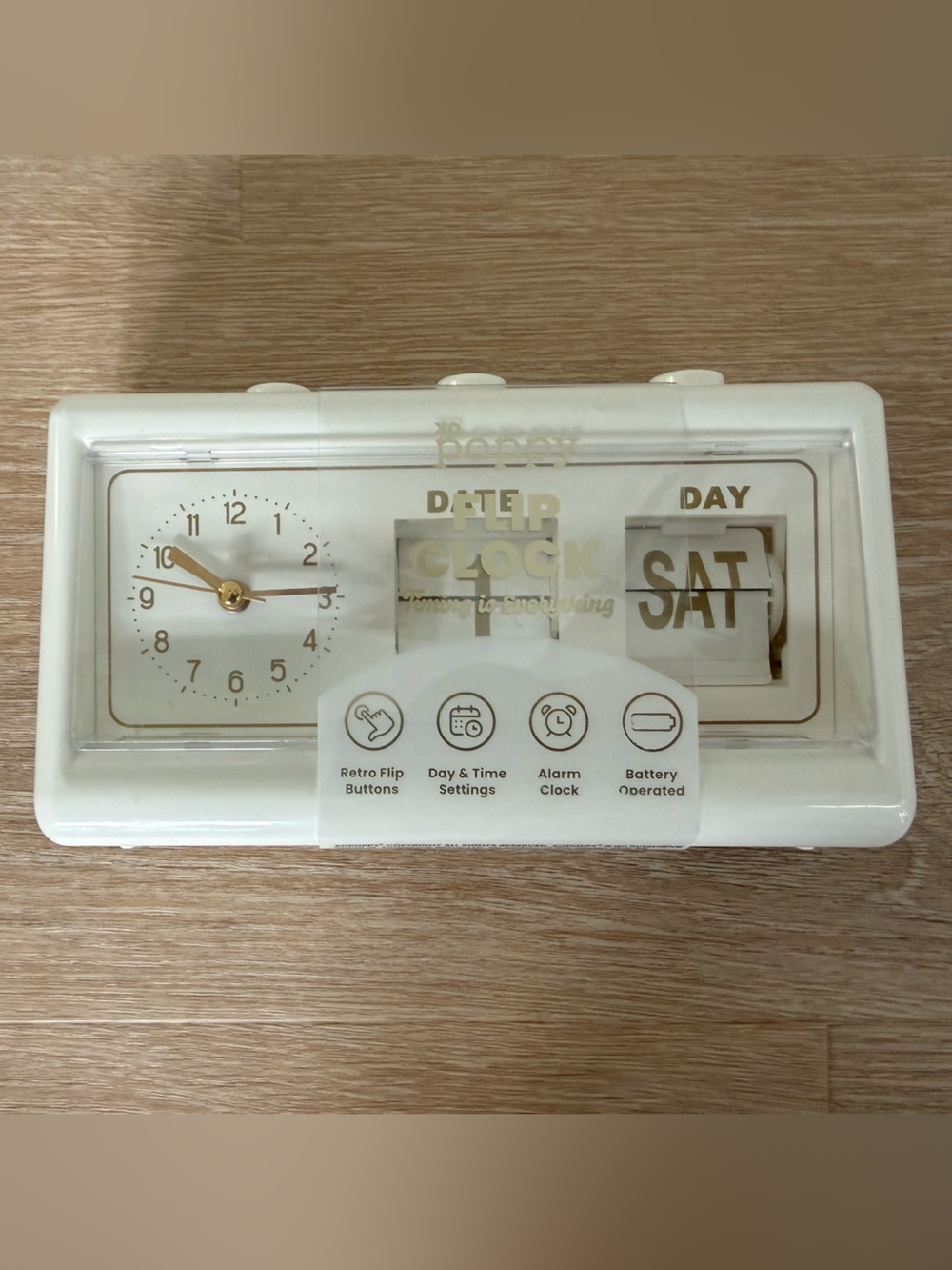XO Poppy Flip Clock New Retro White Case Dial Gold Hands Day Date Time Alarm